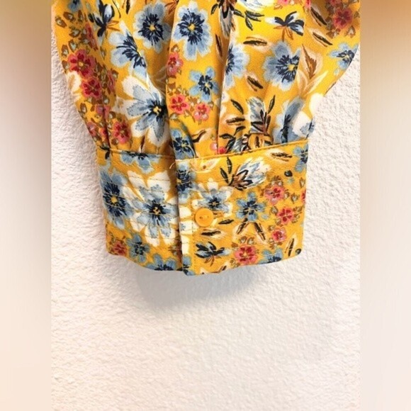 Time and Tru Shirt Women's Size S Floral Soft Peasant. Size XXXL (22). - Picture 10 of 10